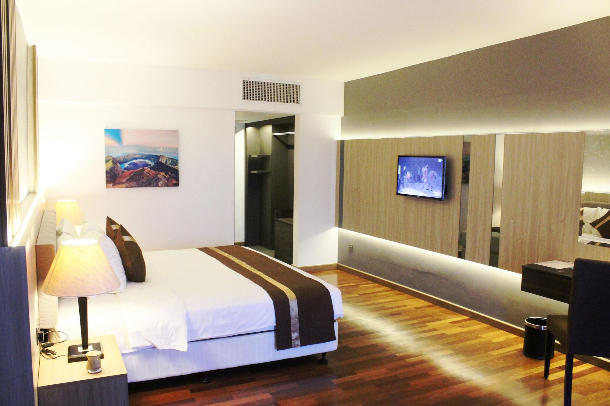 Batam View Beach Resort Nongsa Esterno foto