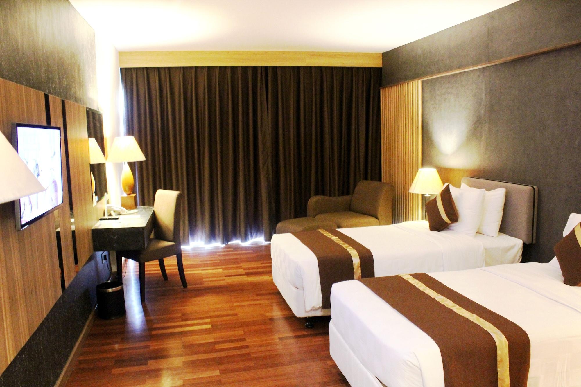 Batam View Beach Resort Nongsa Esterno foto