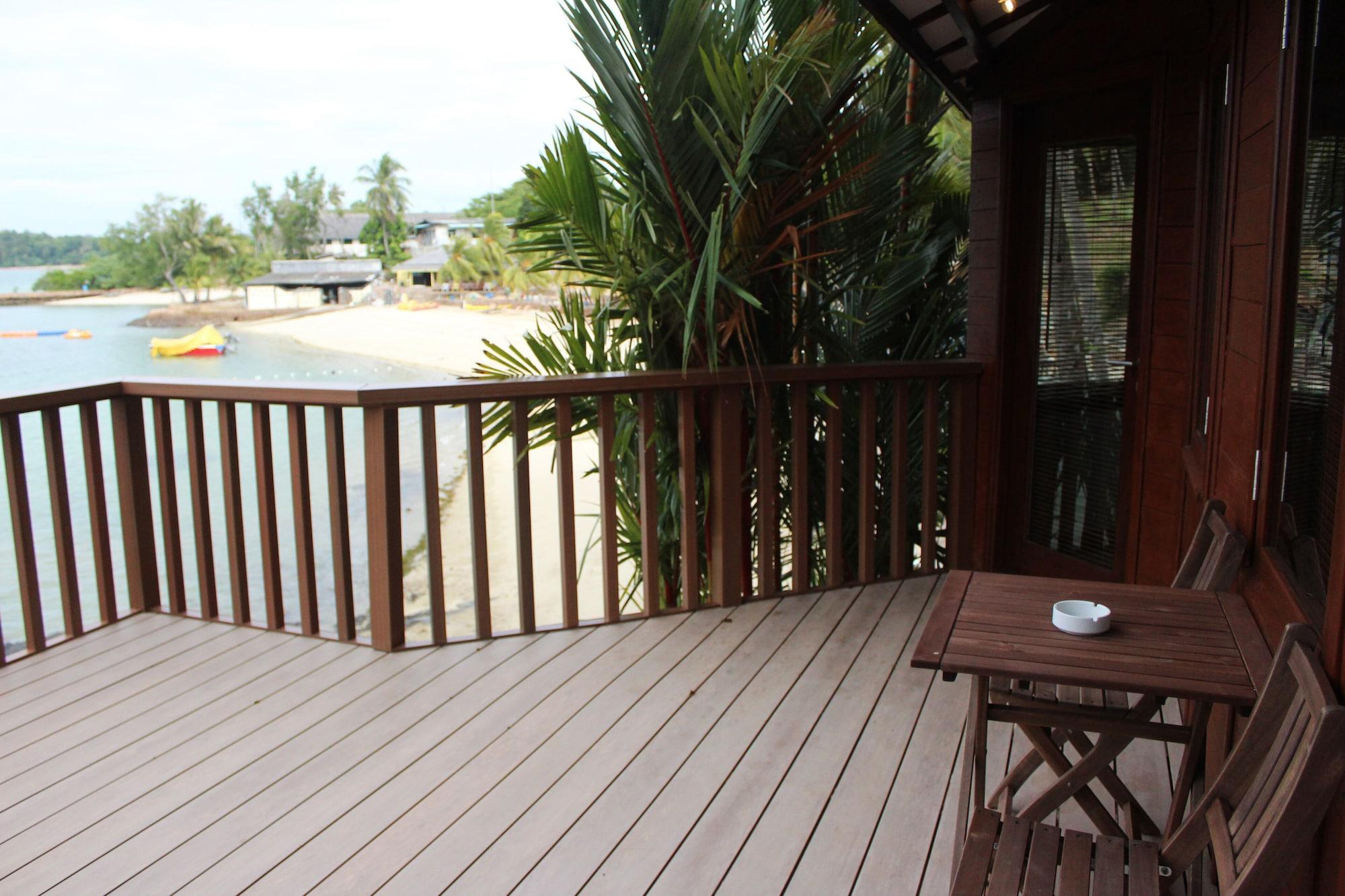 Batam View Beach Resort Nongsa Esterno foto