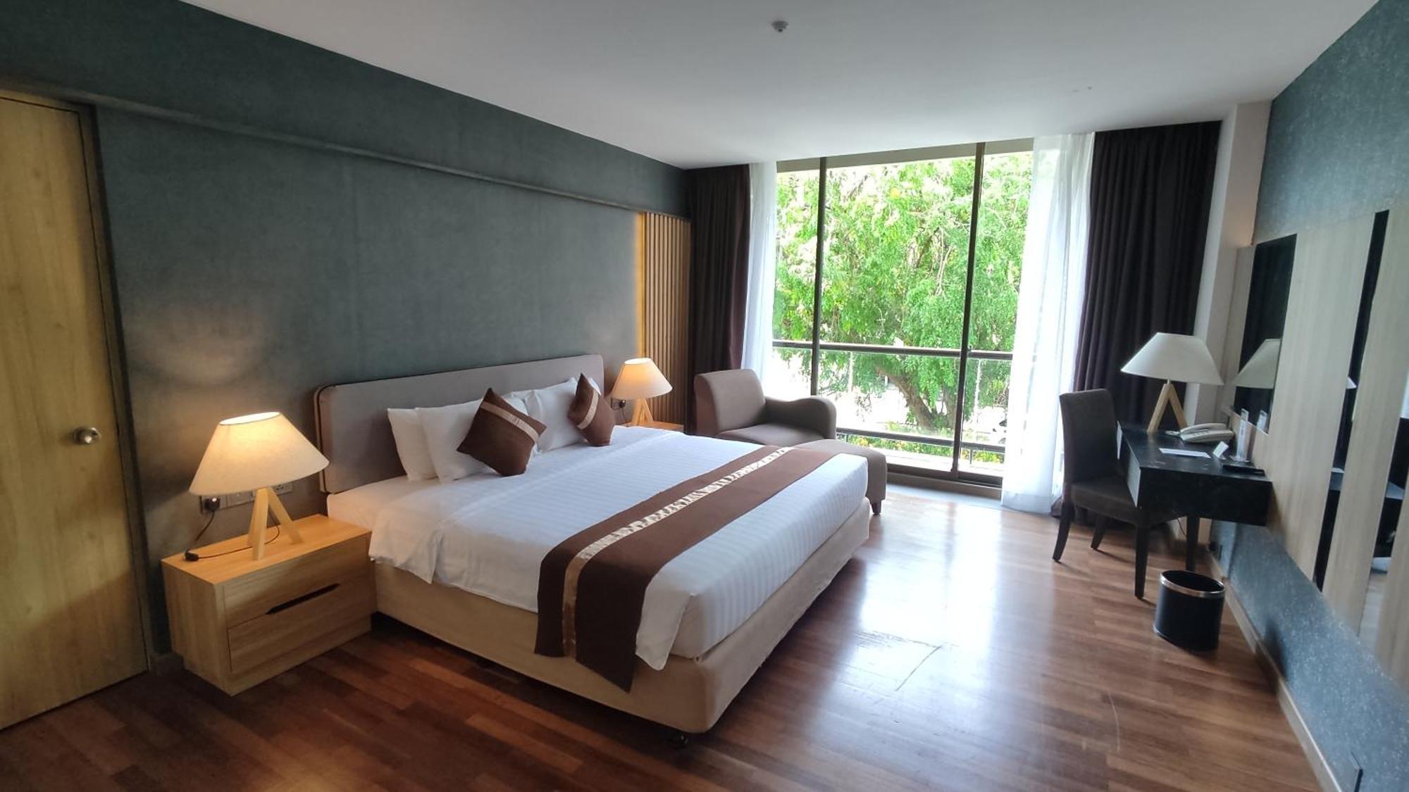 Batam View Beach Resort Nongsa Esterno foto