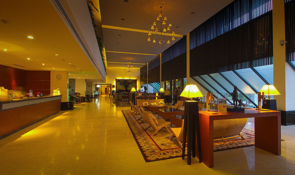 Batam View Beach Resort Nongsa Esterno foto