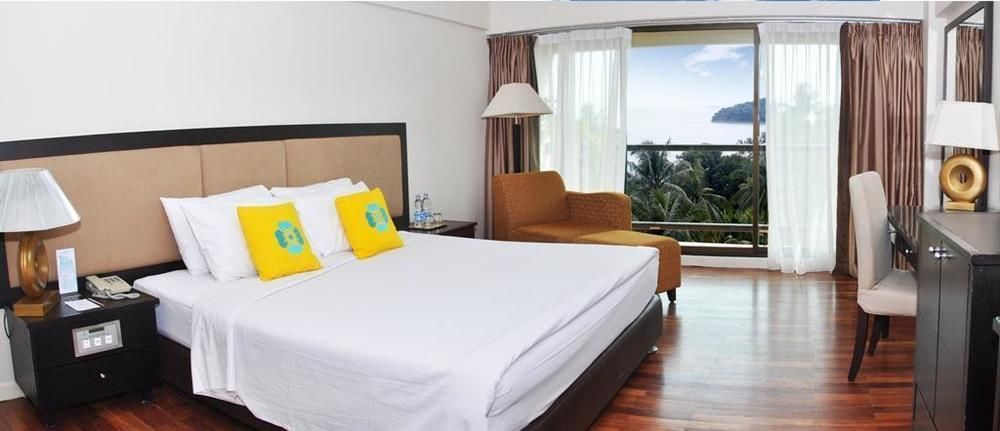Batam View Beach Resort Nongsa Esterno foto